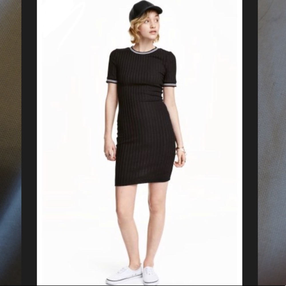 H&M Black Ribbed Dress - Super Sporty!